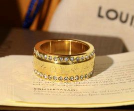 Picture of LV Ring _SKULVring11ly8512938